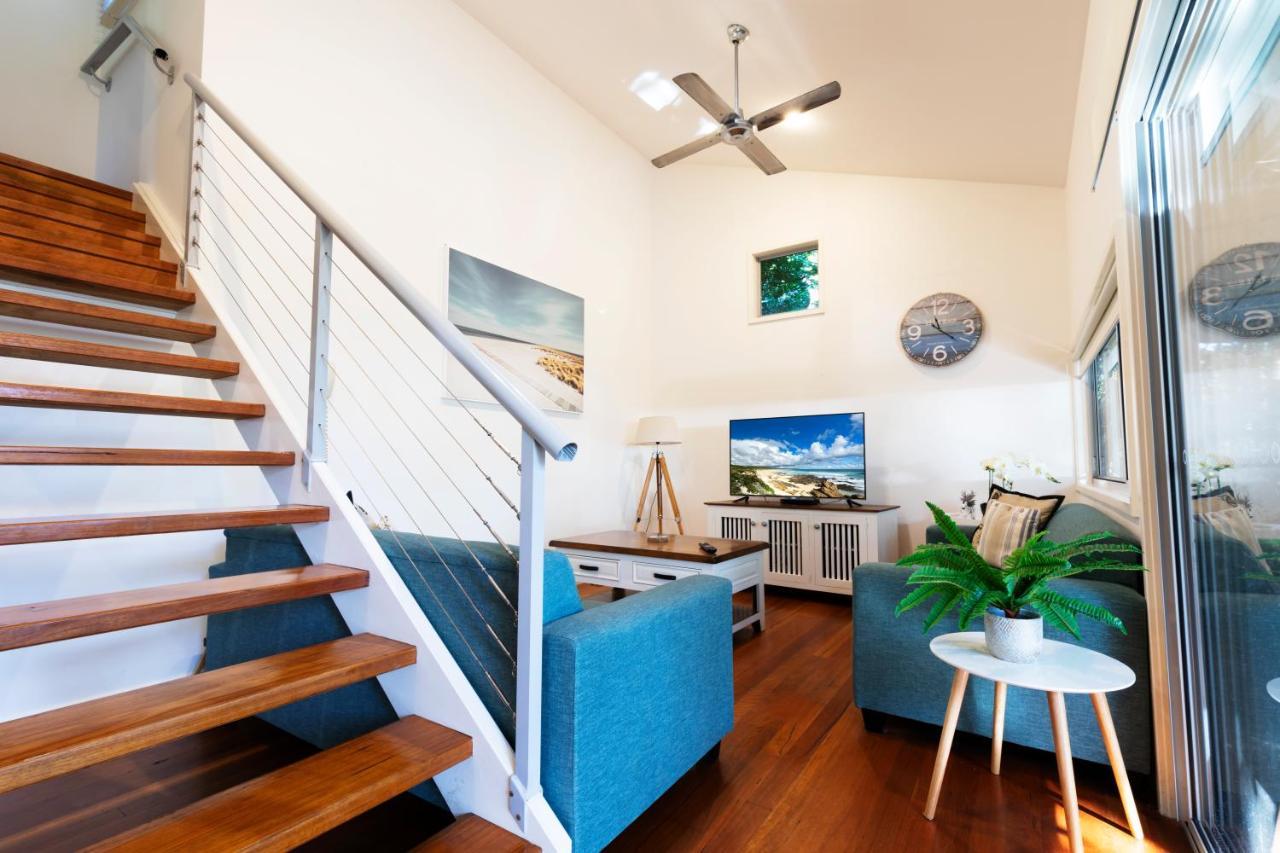 Mobys Beachside Retreat บลูอีส์บีช ภายนอก รูปภาพ