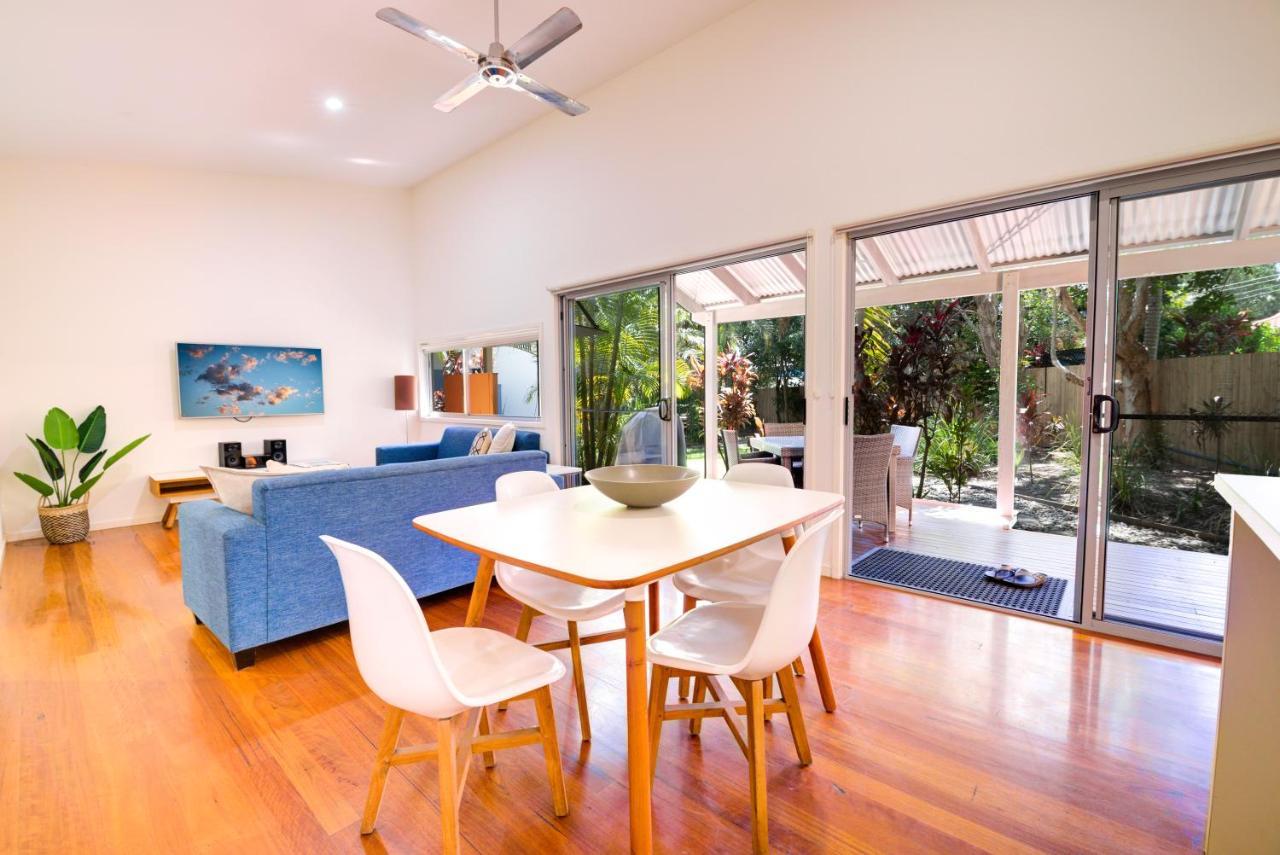 Mobys Beachside Retreat บลูอีส์บีช ภายนอก รูปภาพ