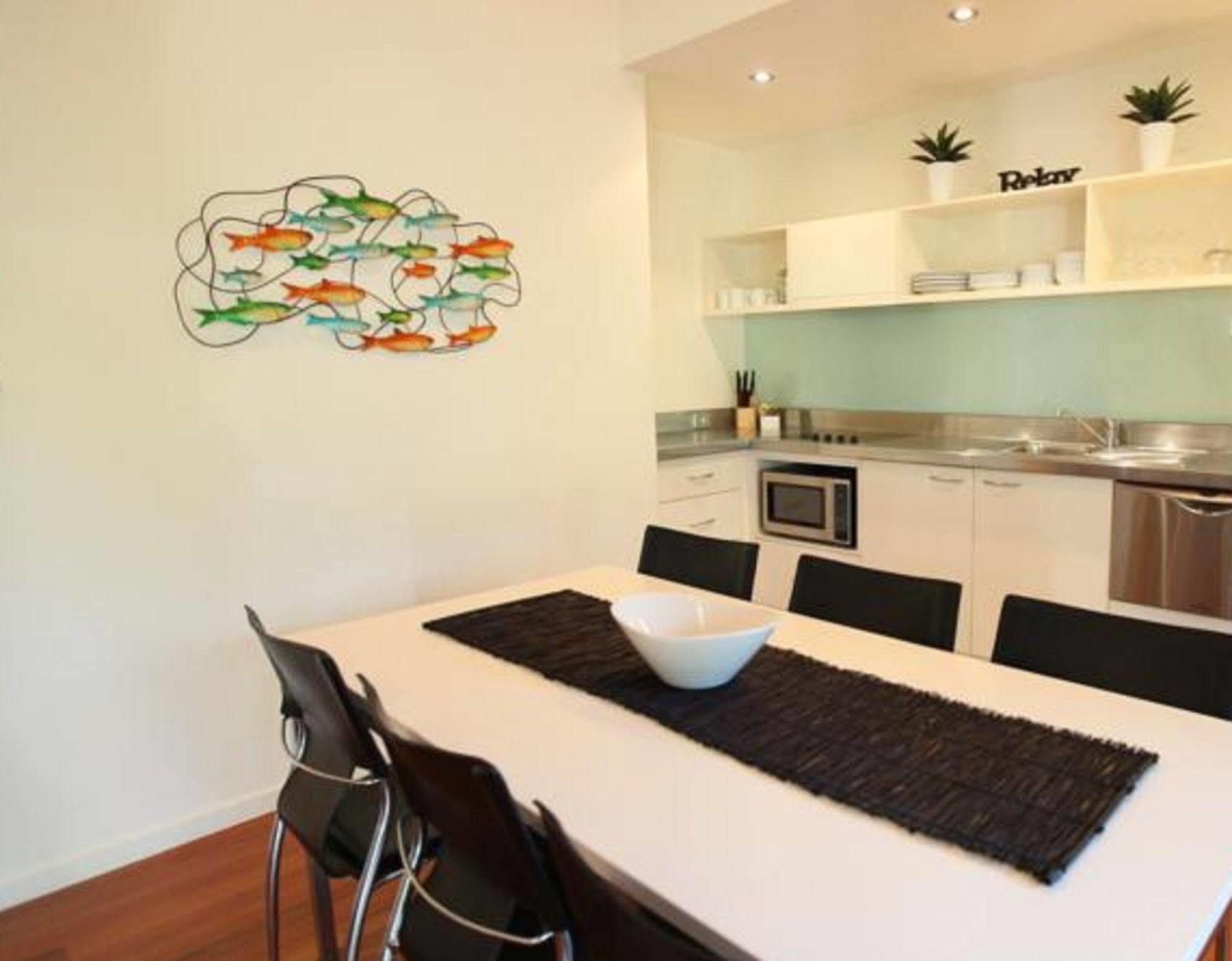 Mobys Beachside Retreat บลูอีส์บีช ภายนอก รูปภาพ